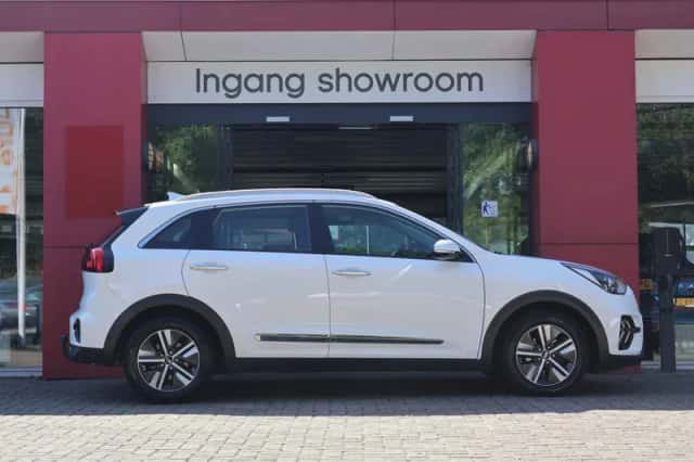 Kia Niro (2021) thumbnail 3
