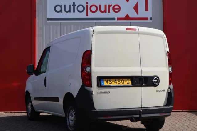 Opel Combo (2015) thumbnail 4