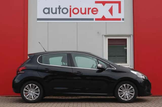 Peugeot 208 (2018) thumbnail 3