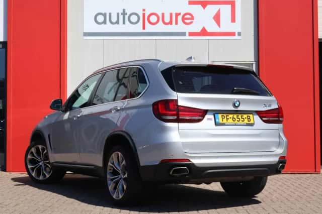 BMW X5 (2014) thumbnail 4