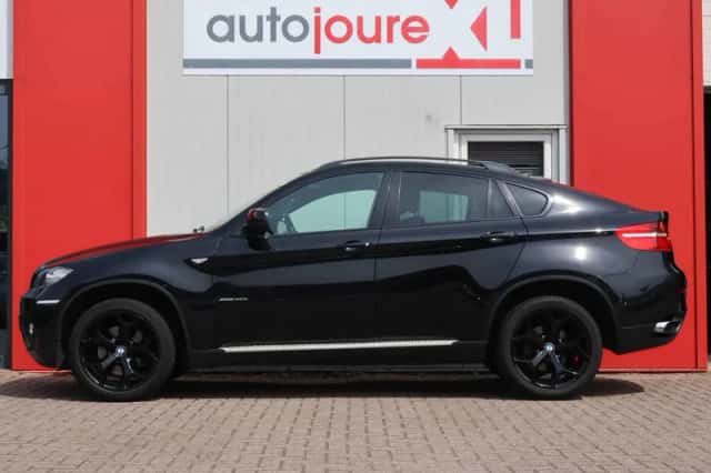 BMW X6 (2011) thumbnail 2