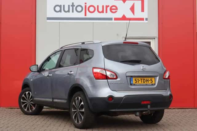 Nissan Qashqai+2 (2012) thumbnail 4