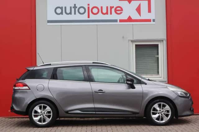 Renault Clio (2016) thumbnail 3