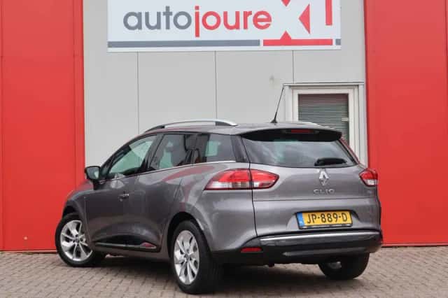 Renault Clio (2016) thumbnail 4