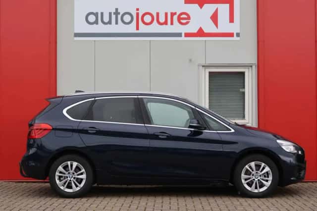 BMW 2-Serie Active Tourer (2016) thumbnail 3