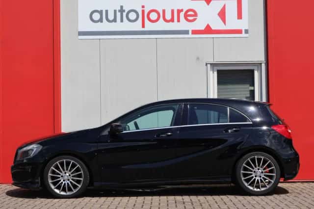 Mercedes-Benz A-Klasse (2013) thumbnail 2