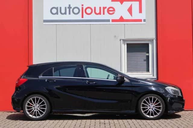 Mercedes-Benz A-Klasse (2013) thumbnail 3