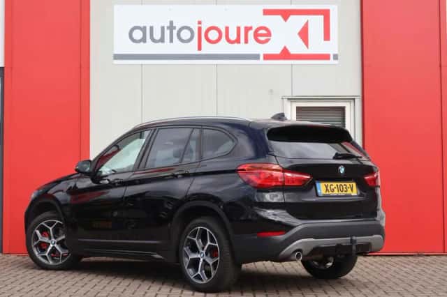BMW X1 (2019) thumbnail 2