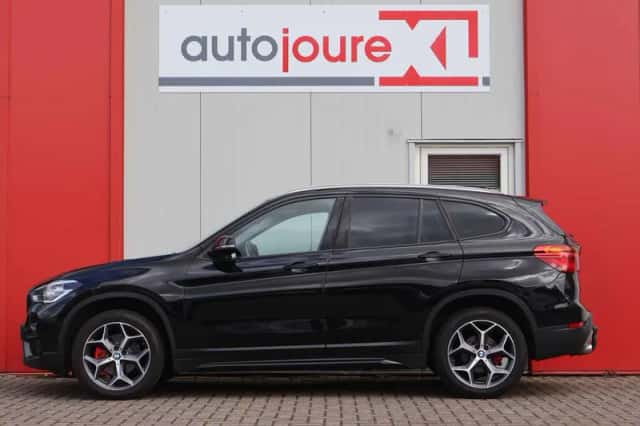 BMW X1 (2019) thumbnail 3