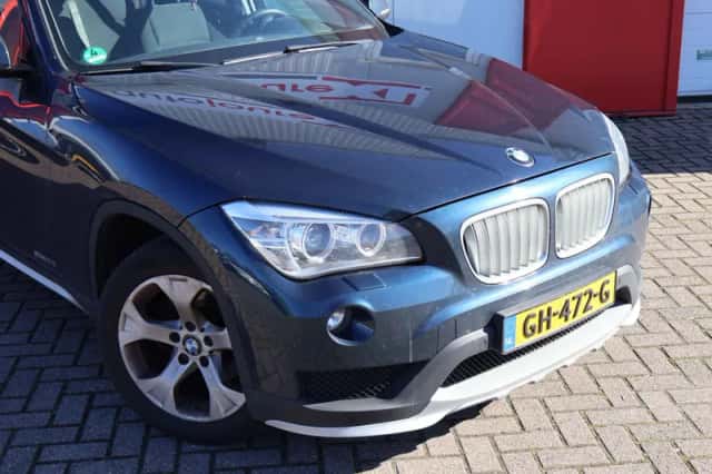 BMW X1 (2015) thumbnail 5