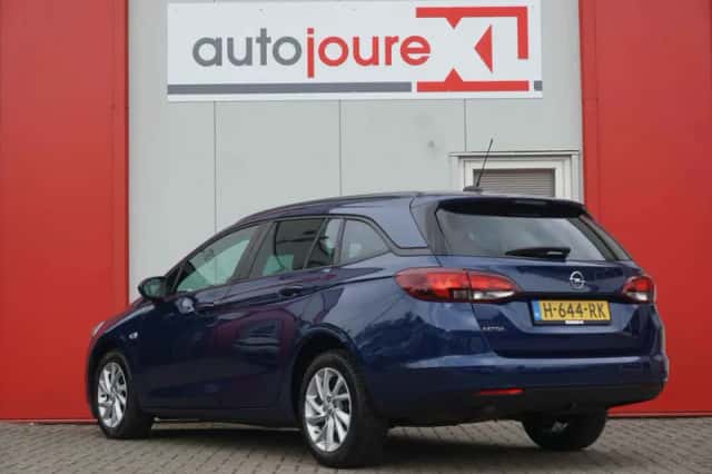 Opel Astra (2020) thumbnail 4