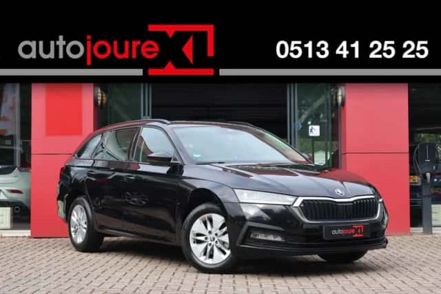 Škoda Octavia (2023) thumbnail 1