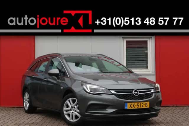 Opel Astra (2019) thumbnail 1