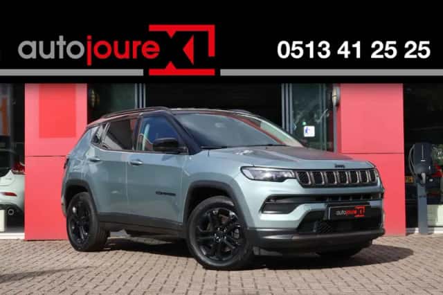 Jeep Compass (2023) thumbnail 1