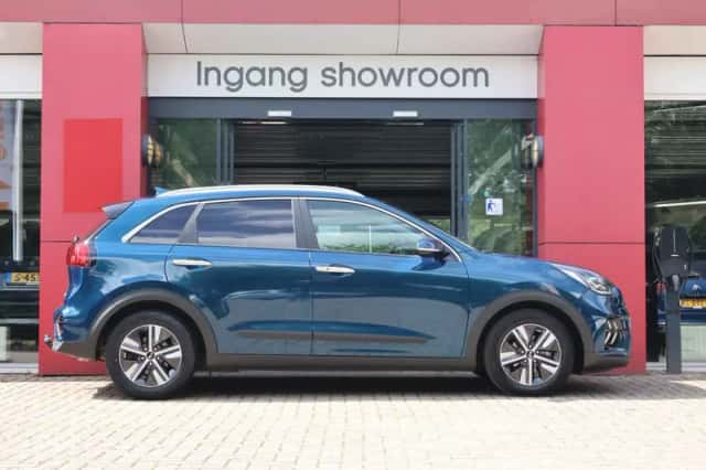 Kia Niro (2021) thumbnail 3