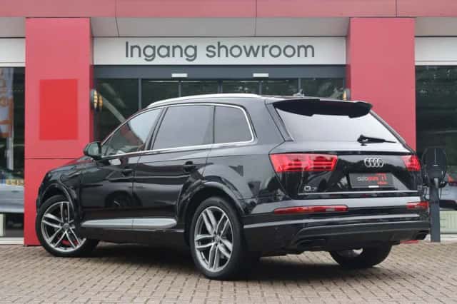 Audi Q7 (2016) thumbnail 4