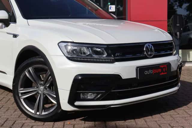 Volkswagen Tiguan (2018) thumbnail 5