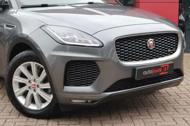 Jaguar E-Pace (2018) thumbnail 5