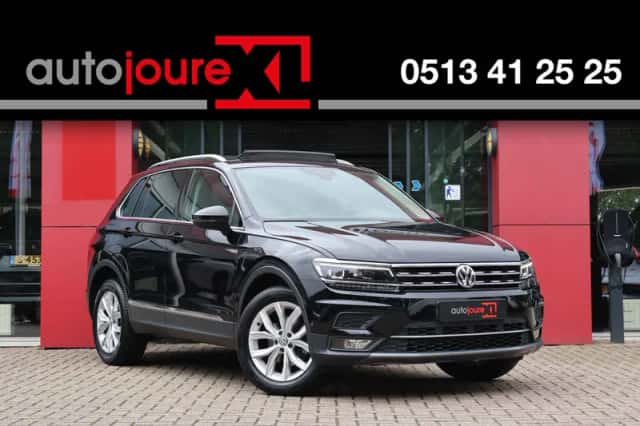 Volkswagen Tiguan (2018) thumbnail 1