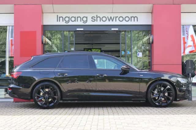 Audi A6 (2019) thumbnail 3