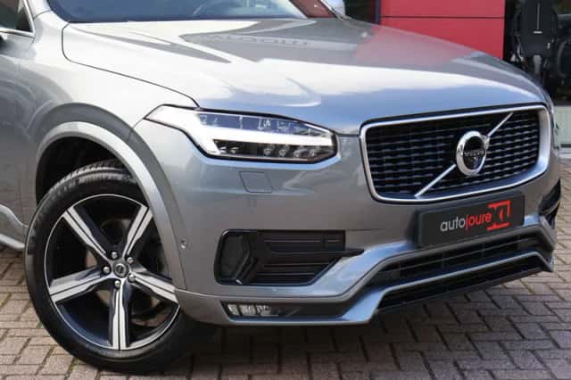 Volvo XC90 (2016) thumbnail 5