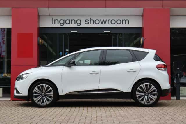 Renault Scénic (2021) thumbnail 2