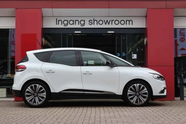 Renault Scénic (2021) thumbnail 3