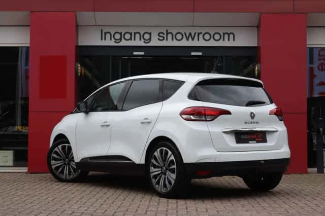 Renault Scénic (2021) thumbnail 4