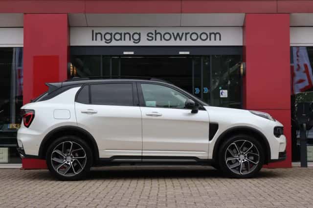 Lynk & Co 01 (2021) thumbnail 3