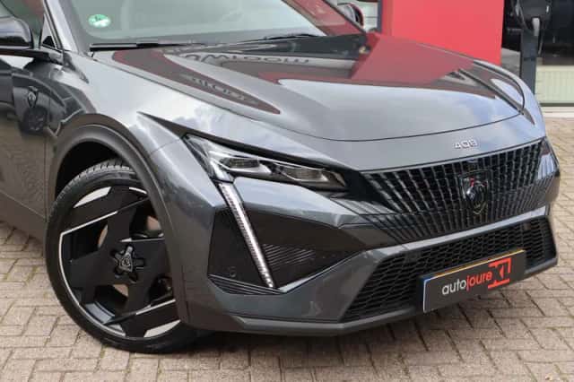 Peugeot 408 (2023) thumbnail 5