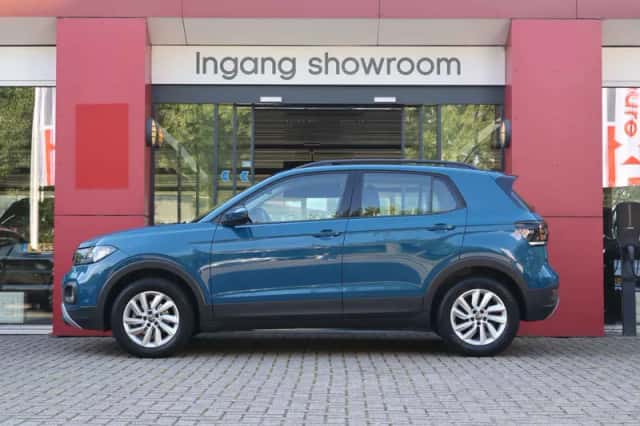 Volkswagen T-Cross (2021) thumbnail 2