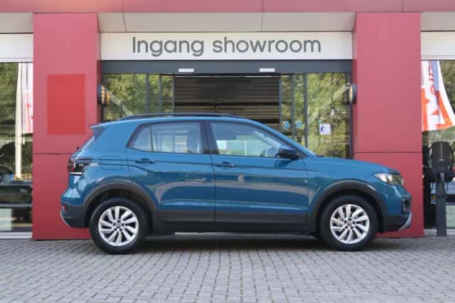 Volkswagen T-Cross (2021) thumbnail 3