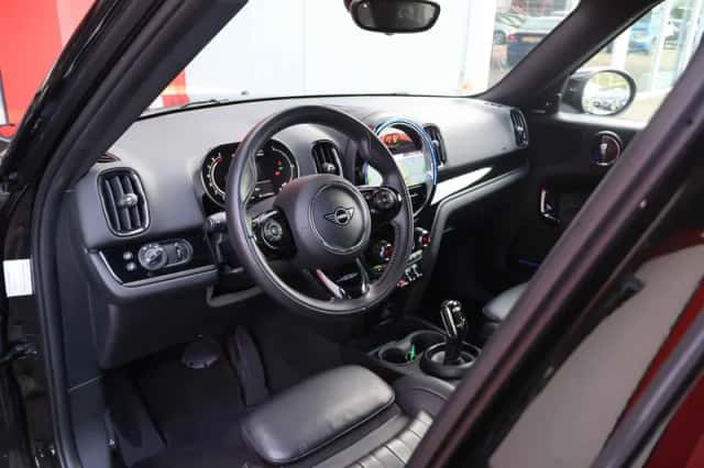 MINI Countryman (2021) thumbnail 6