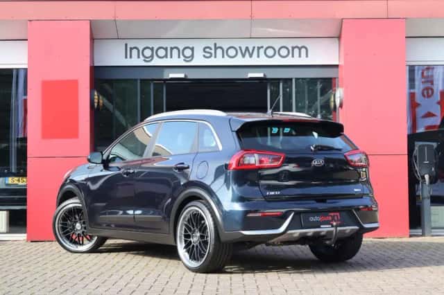 Kia Niro (2019) thumbnail 4