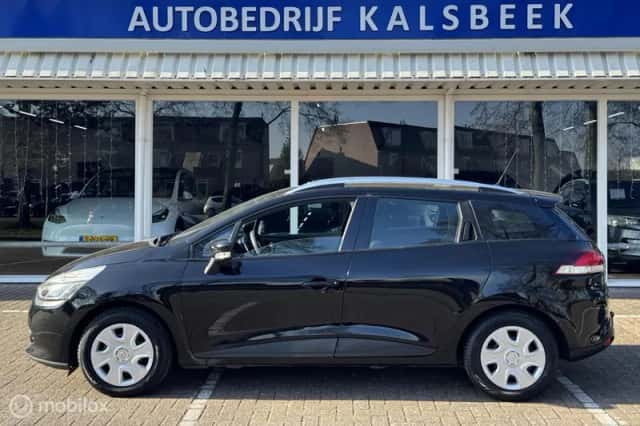 Renault Clio (2014) thumbnail 2