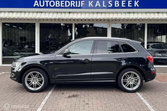 Audi Q5 (2010) thumbnail 3