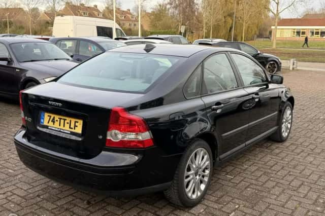 Volvo S40 (2007) thumbnail 4