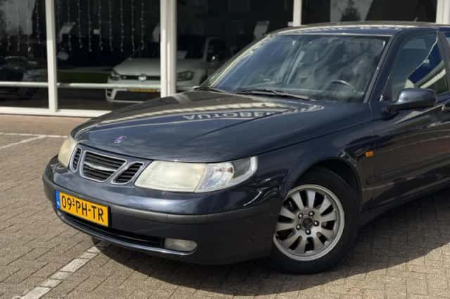 Saab 9-5 (2004) thumbnail 2