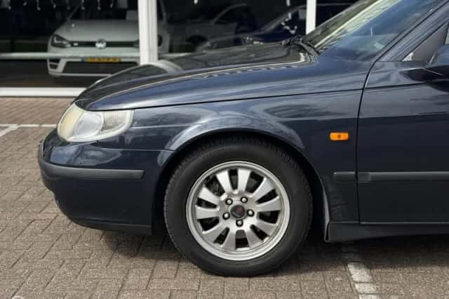 Saab 9-5 (2004) thumbnail 4