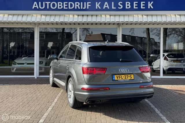 Audi Q7 (2016) thumbnail 4