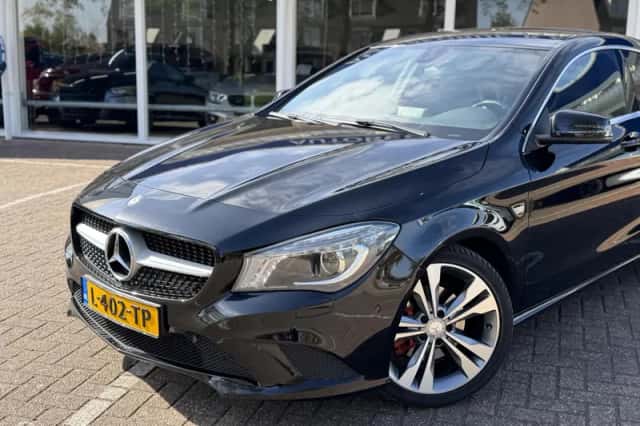 Mercedes-Benz CLA-Klasse (2014) thumbnail 2