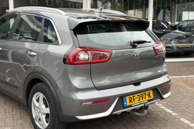 Kia Niro (2018) thumbnail 5