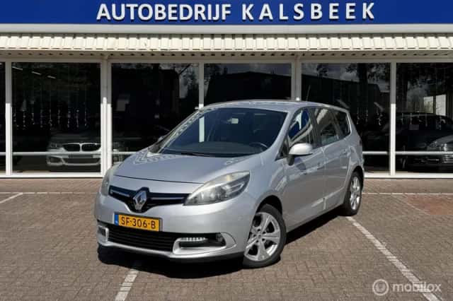 Renault Grand Scénic (2014) thumbnail 1