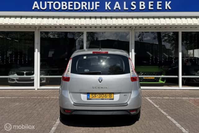 Renault Grand Scénic (2014) thumbnail 5