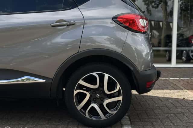 Renault Captur (2016) thumbnail 5