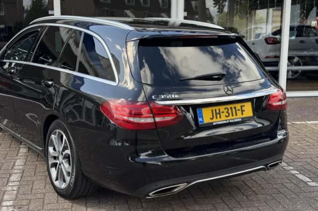 Mercedes-Benz C-Klasse (2016) thumbnail 6