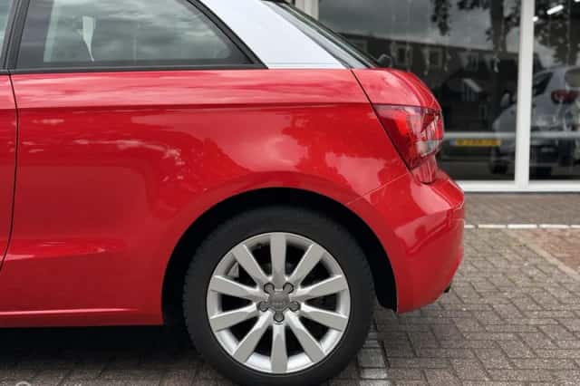 Audi A1 (2011) thumbnail 5