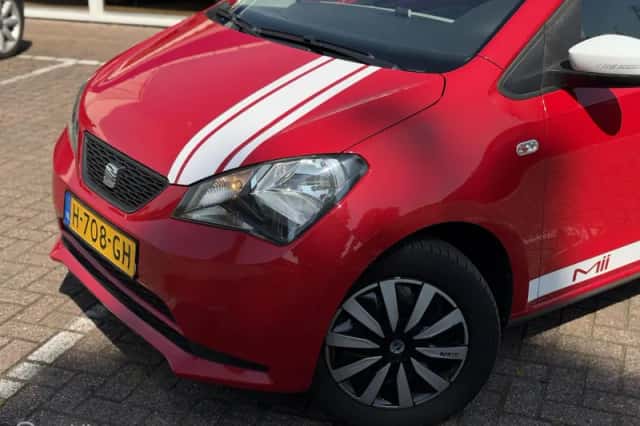 SEAT Mii (2013) thumbnail 2