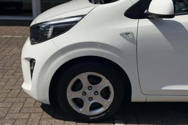 Kia Picanto (2018) thumbnail 4