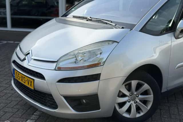 Citroën C4 Picasso (2007) thumbnail 2